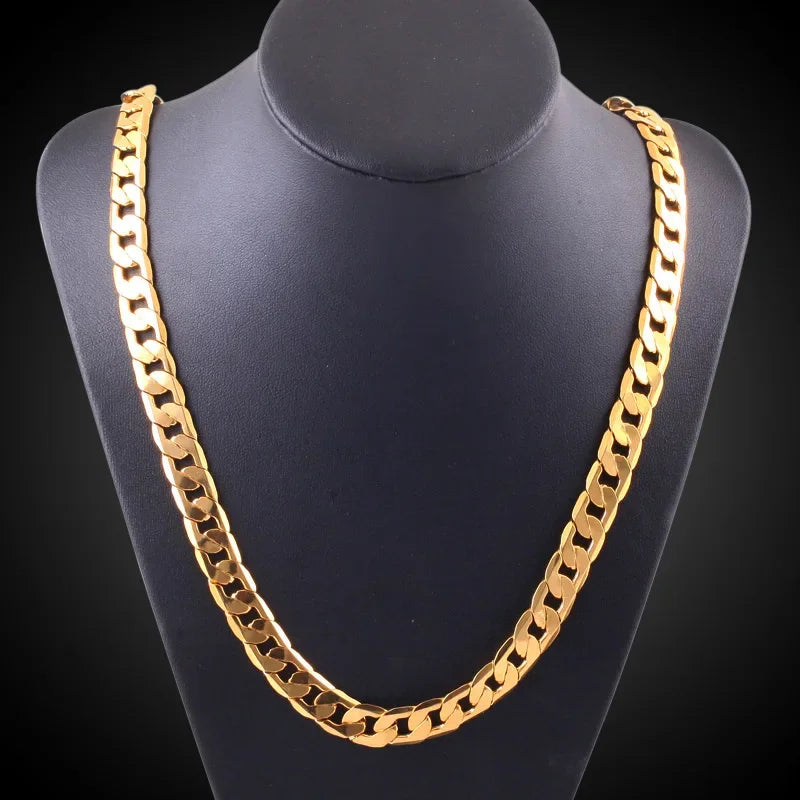 Classic Sideways Chain Necklace