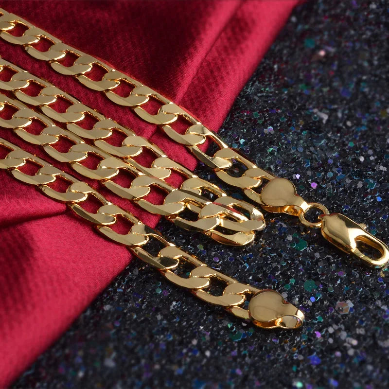 Classic Sideways Chain Necklace