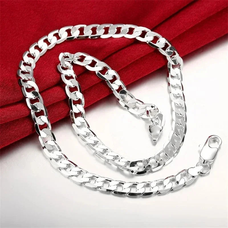 Classic Sideways Chain Necklace